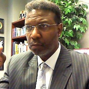 Meet your Posher, Kenneth